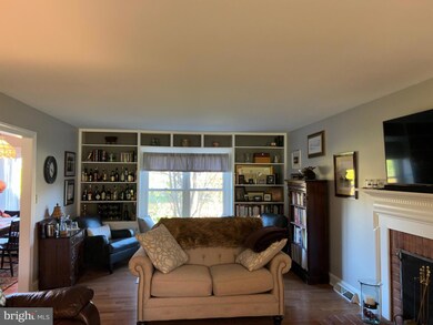 11115 Mahogany Dr, Hagerstown, MD 21742 - photo 7