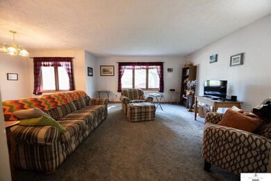 834 N 3rd St, Hampton, NE 68843 - photo 6