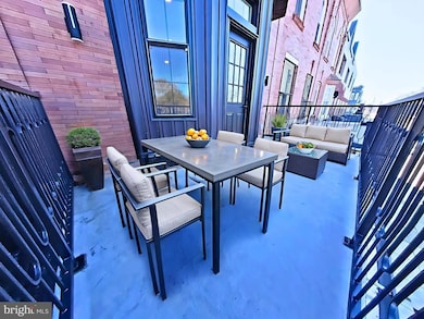 1613 N 33rd St unit B, Philadelphia, PA 19121 - photo 3