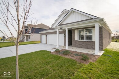 855 Saddlebrook Farms Blvd, Whiteland, IN 46184 - photo 2