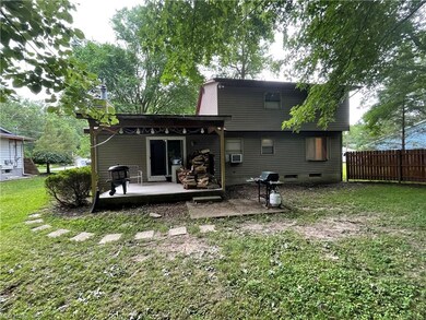 873 Alameda Ave, Sheffield Lake, OH 44054 - photo 2