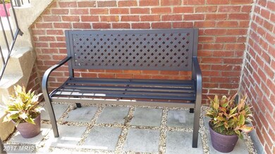 20840 Shamrock Glen Cir, Germantown, MD 20874 - photo 4