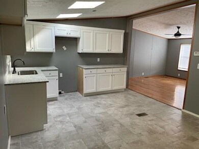 1233 Stokenbury Rd, Elkins, AR 72727 - photo 5