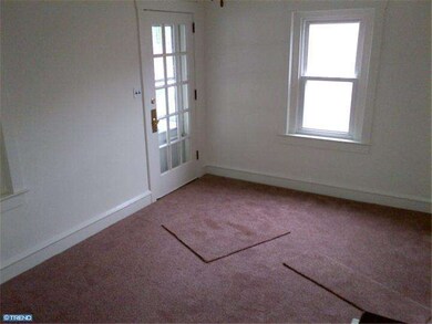 835 W 3rd St, Lansdale, PA 19446 - photo 4