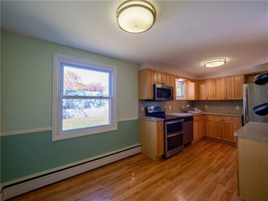 33 Burbank Dr, Warwick, RI 02886 - photo 5