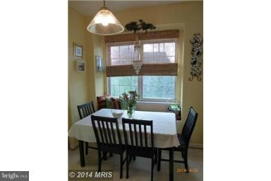 21727 Ladbroke Grove Ct, Sterling, VA 20166 - photo 4