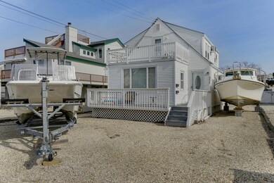 257 W 18th St Ship Bottom NJ-large-006-8