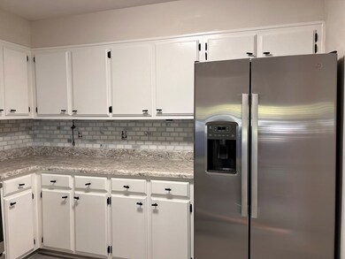 409 Bennington Ln, Albany, GA 31707 - photo 5