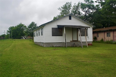 812 S 1st Ave, Stroud, OK 74079 - photo 3