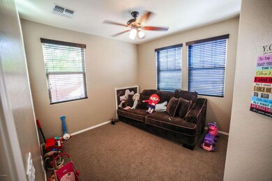3104 E Regina Street-5