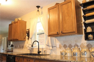 292 Clearview Rd, Statesville, NC 28625 - photo 5