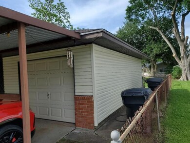 10914 Aldis St, Houston, TX 77075 - photo 2