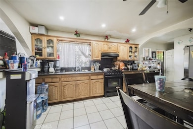 907 5th St, San Fernando, CA 91340 - photo 4