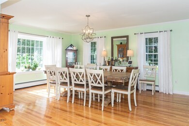 29 & 29R Surrey Ln, Lowell, MA 01852 - photo 3