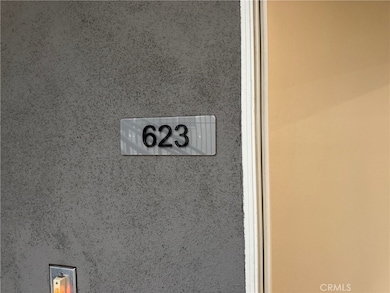 623 Normandie Ave, Los Angeles, CA 90004 - photo 2