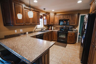 504 W Monroe St, Princeton, IN 47670 - photo 4