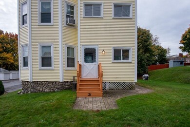 31 Forsberg St, Worcester, MA 01607 - photo 7