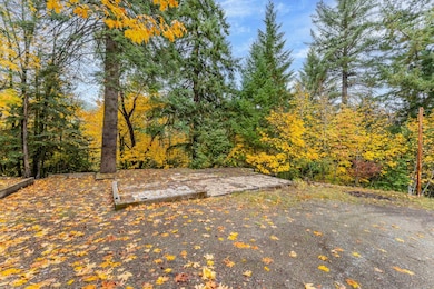 487 Montgomery Ave, Glendale, OR 97442 - photo 2