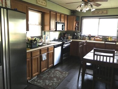 3309 Bristol Rd, Waukegan, IL 60087 - photo 2