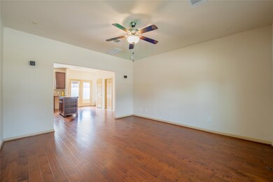 5120 Pinemont Place, Houston, TX 77092 - photo 5