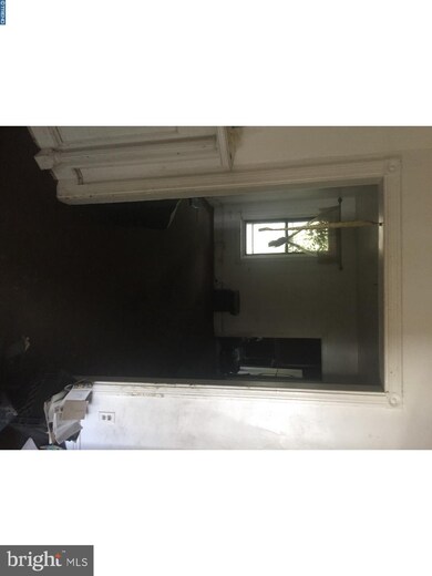 558 E Penn St, Philadelphia, PA 19144 - photo 2