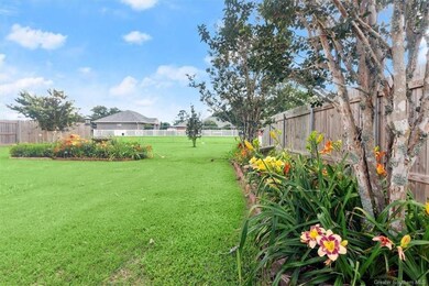 919 S Yorkshire Cir, Lake Charles, LA 70605 - photo 4