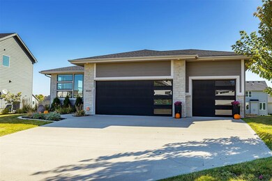 3639 NW 165th St, Clive, IA 50325 - photo 2