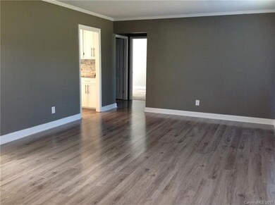 dining room/sitting room reverse angle
