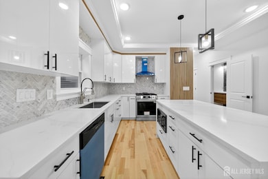 720 Donald Ave, Perth Amboy, NJ 08861 - photo 6