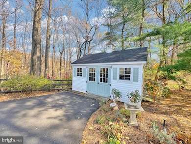 1521 E Sedona Dr, Downingtown, PA 19335 - photo 4