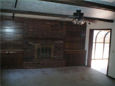 12100 N Greystone Cir, Oklahoma City, OK 73120 - photo 5