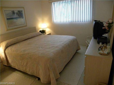 Central Gardens unit 306, Naples, FL 34102 - photo 3