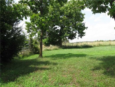 12820 Kenneth Price Rd, Elm Springs, AR 72762 - photo 5