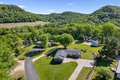 W770 Meadow Ln, Fountain City, WI 54629 - photo 2