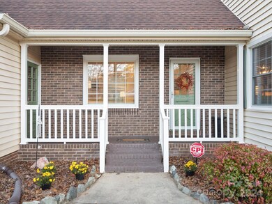 1949 Crestwood Ln, Clover, SC 29710 - photo 6