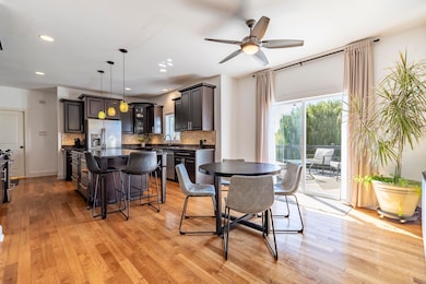 12492 Washington St-27