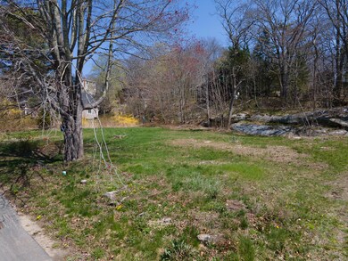 25 Campbell St, Boothbay Harbor, ME 04538 - photo 4