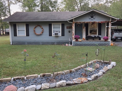 709 Mulberry St, Diboll, TX 75941 - photo 2