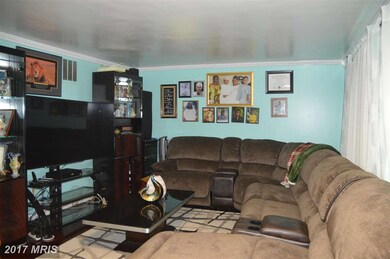 3828 Evans Trail Ct, Beltsville, MD 20705 - photo 2