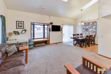 7781 Lars Cir, Anchorage, AK 99518 - photo 4