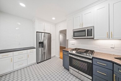 102 Sewall Ave unit 6, Brookline, MA 02446 - photo 6