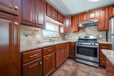 3706 Orange Grove Dr, Houston, TX 77039 - photo 3