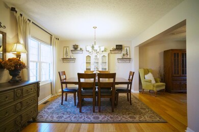 Eagle Head Living Room
