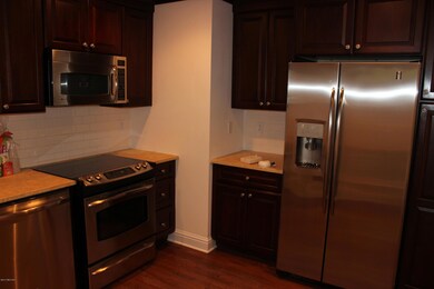 255 Weaver St unit 8F, Greenwich, CT 06831 - photo 6