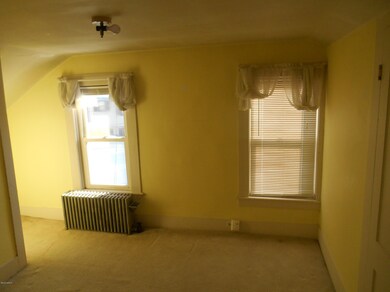 17 Pearl St, Adams, MA 01220 - photo 2