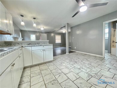 1940 Fairfax Rd, Toledo, OH 43613 - photo 6