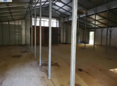 605 Rancho Sequoia Dr, Alderpoint, CA 95511 - photo 5