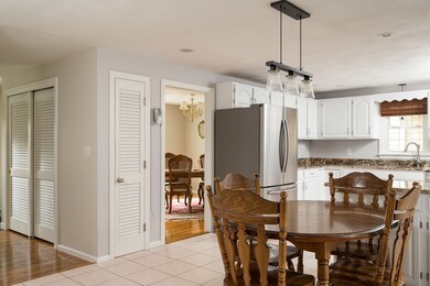 168 Edgewater Dr, Pembroke, MA 02359 - photo 5