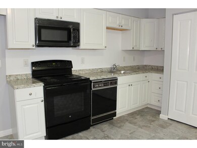 637 Roosevelt Blvd, Clayton, NJ 08312 - photo 5