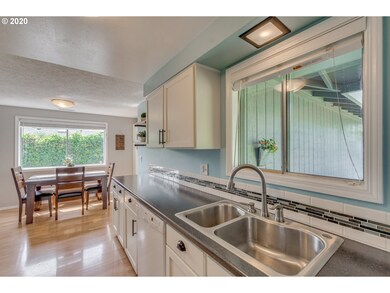 1255 NE 11th Place, Canby, OR 97013 - photo 7